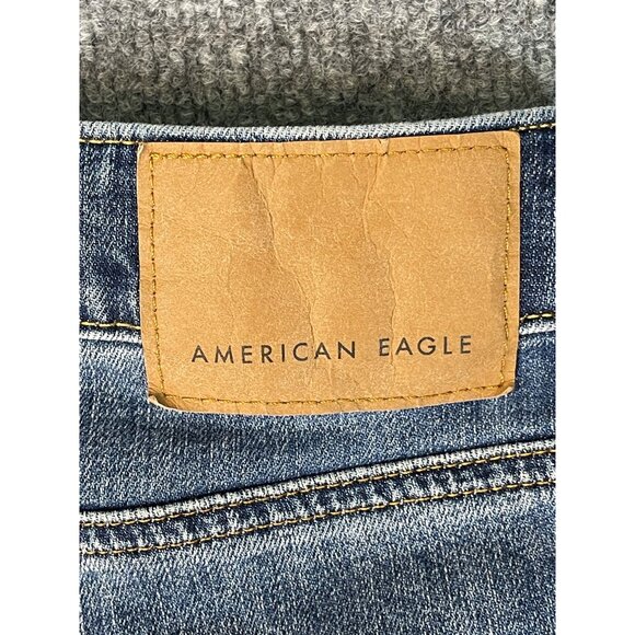 American Eagle mens size 28 airflex + denim jean shorts Distressed pre-owned - Picture 15 of 16